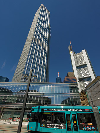 Eurotower neben Commerzbanktower Foto 