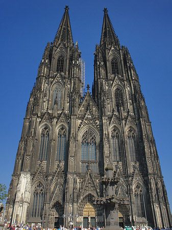 Westfassade des Kölner Doms Foto 