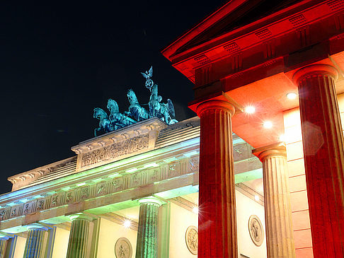 Brandenburger Tor bei Nacht Foto 
