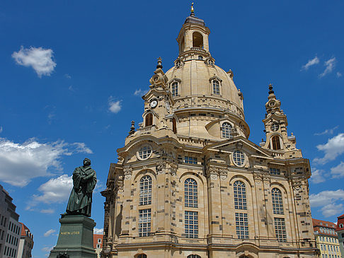 Frauenkirche und Lutherdenkmal